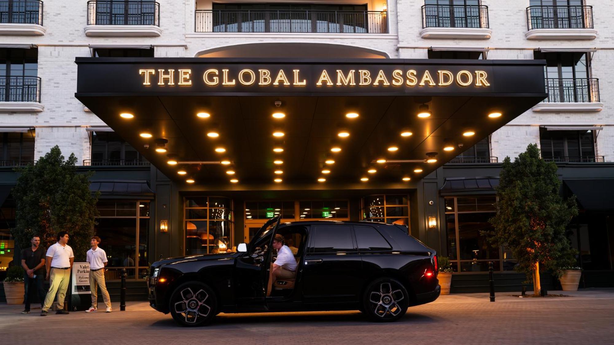 Hotel The Global Ambassador à Phoenix Extérieur photo